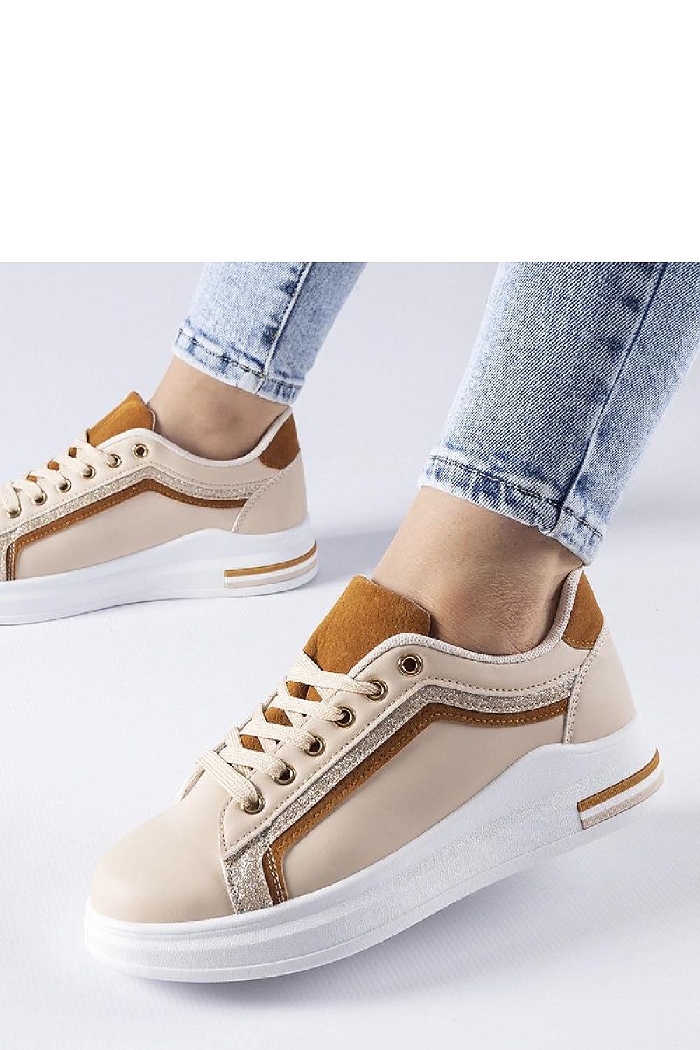  Sportliche Schuhe auf Plattform model 207566 Solea 