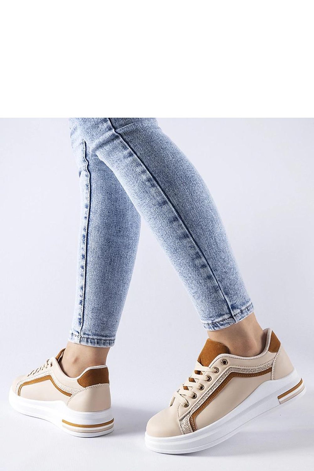  Sportliche Schuhe auf Plattform model 207566 Solea 
