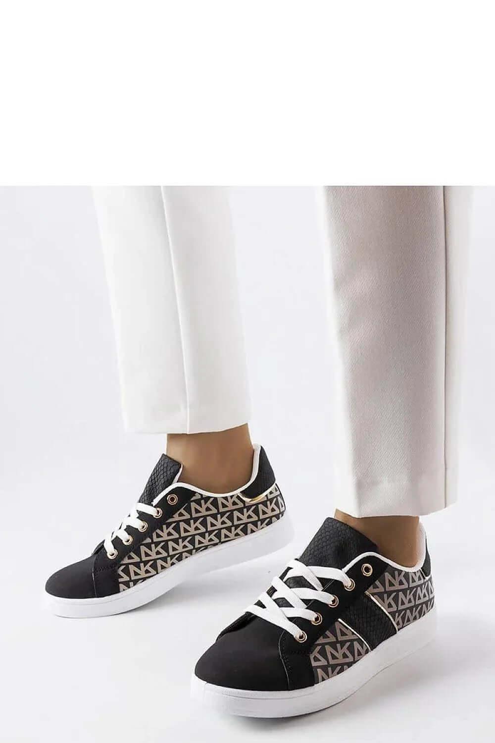 Sneakers Model 207862 Solea - Stay Covered - Stay Covered