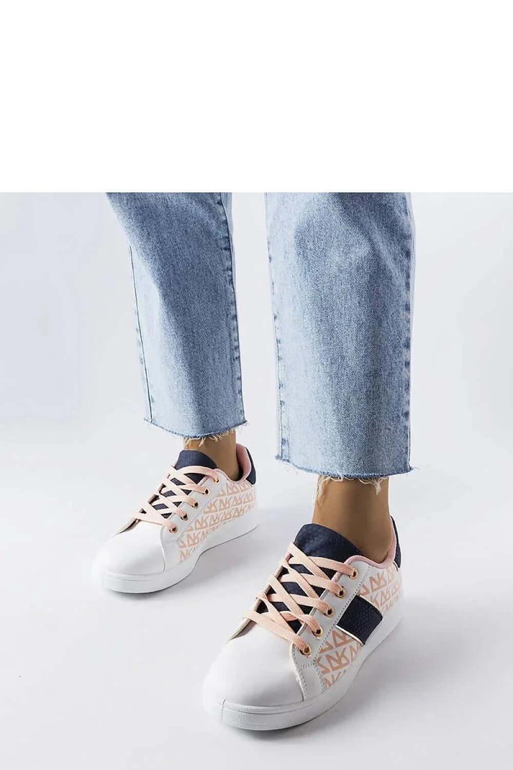 Sneakers Model 207867 Solea - Stay Covered - Stay Covered