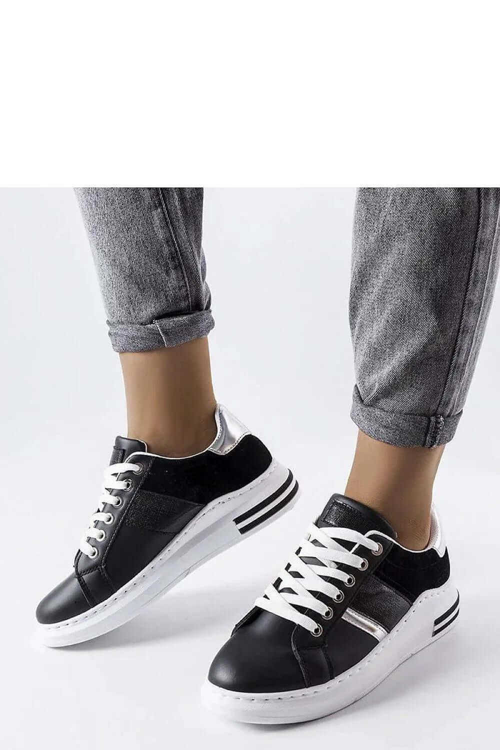 Sneakers Model 207873 Solea - Stay Covered - Stay Covered