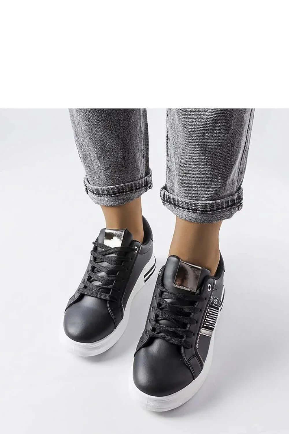 Sneakers Model 207880 Solea - Stay Covered - Stay Covered