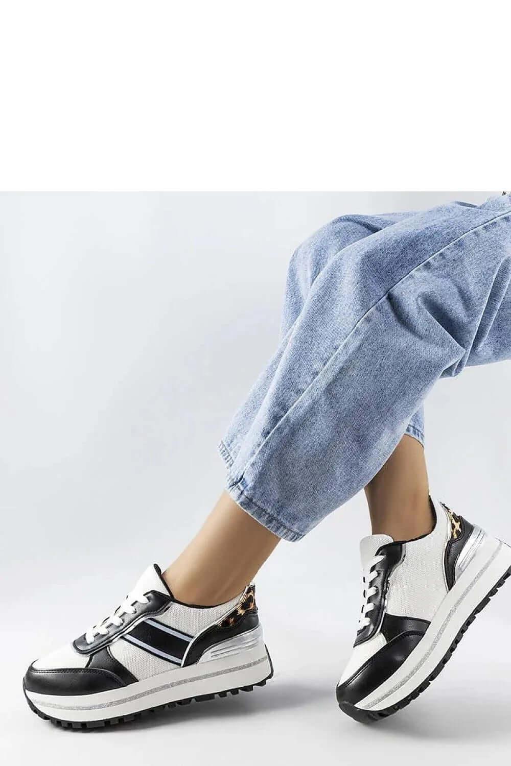 Sneakers Model 207884 Solea - Stay Covered - Stay Covered