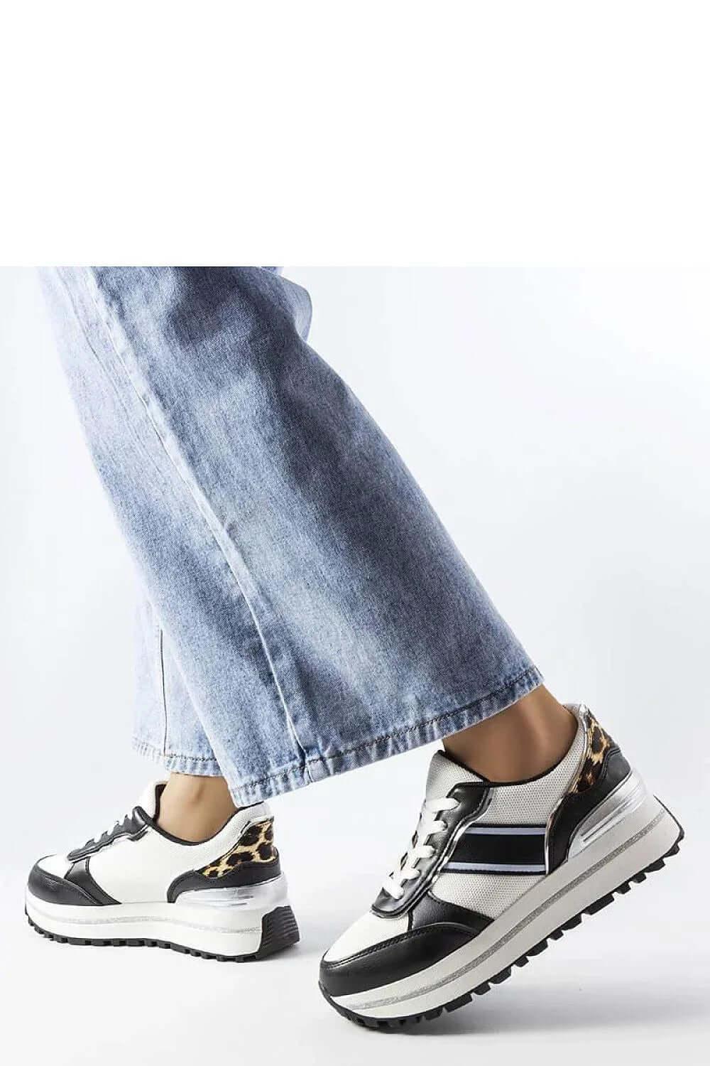 Sneakers Model 207884 Solea - Stay Covered - Stay Covered