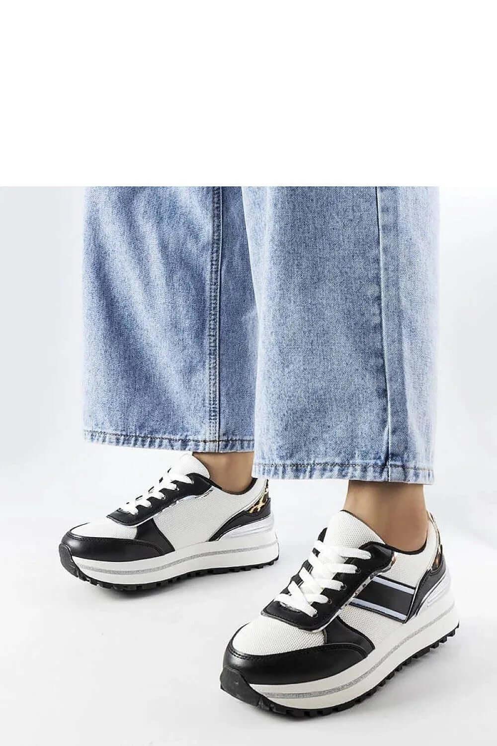 Sneakers Model 207884 Solea - Stay Covered - Stay Covered