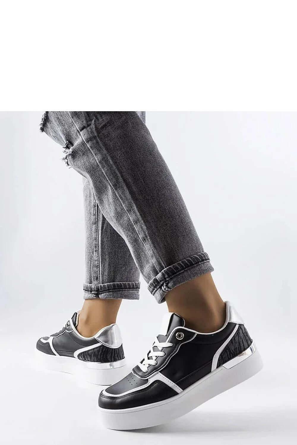 Sneakers Model 207885 Solea - Stay Covered - Stay Covered