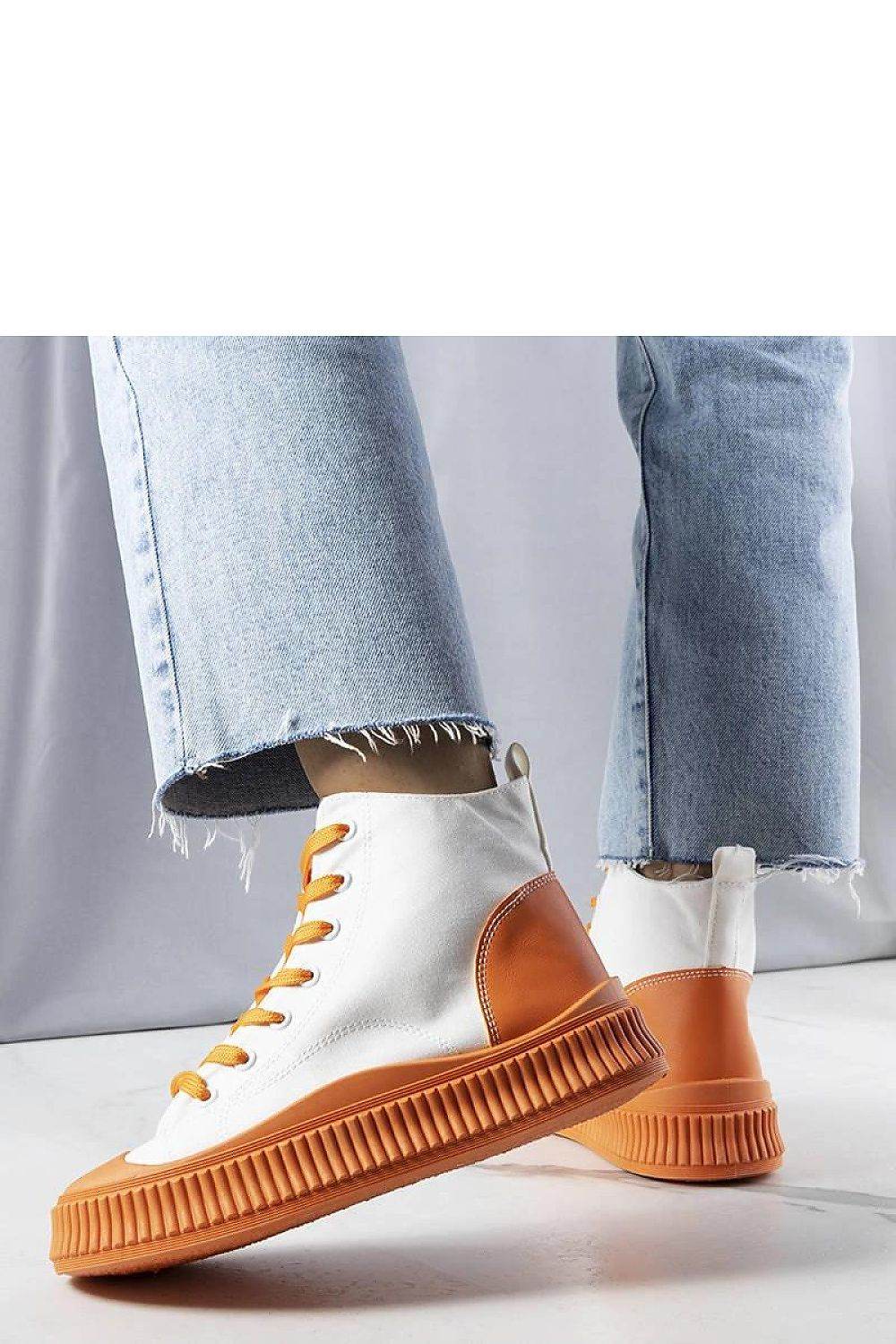 Sneakers Model 207205 Solea - Stay Covered