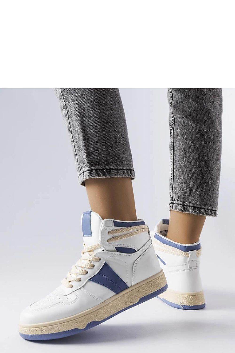 Sneakers Model 208009 Solea - Stay Covered