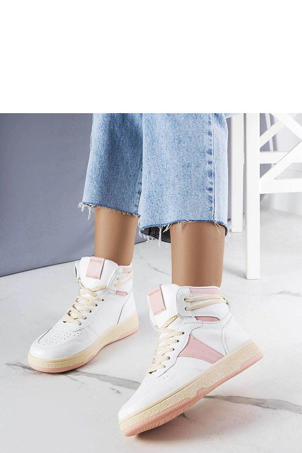 Sneakers Model 208009 Solea - Stay Covered