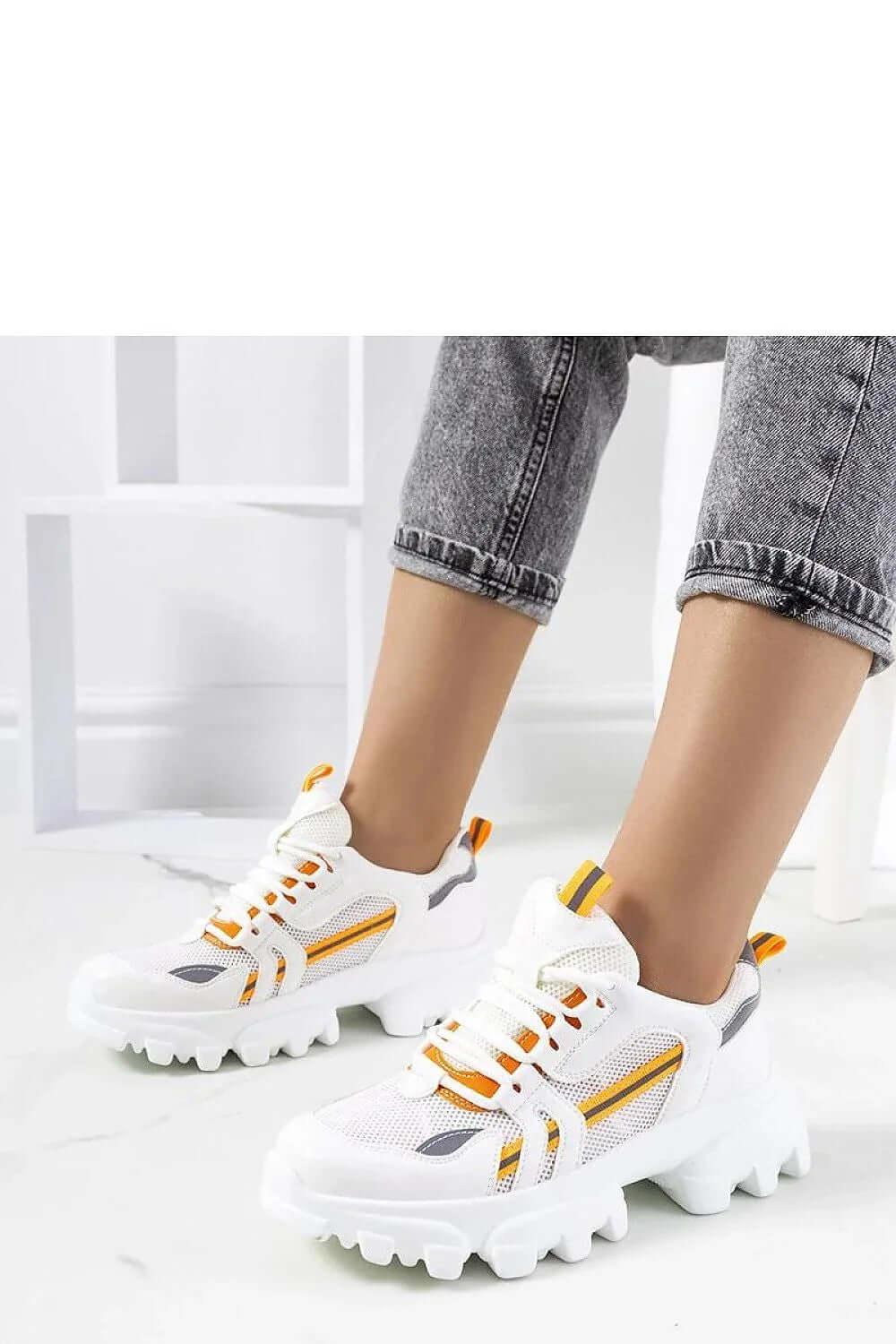 Sneakers Model 208043 Solea - Stay Covered - Stay Covered