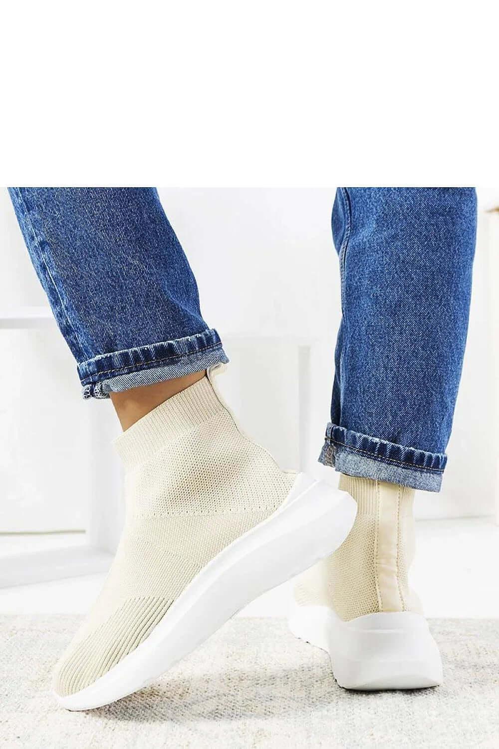 Sneakers Model 208047 Solea - Stay Covered - Stay Covered