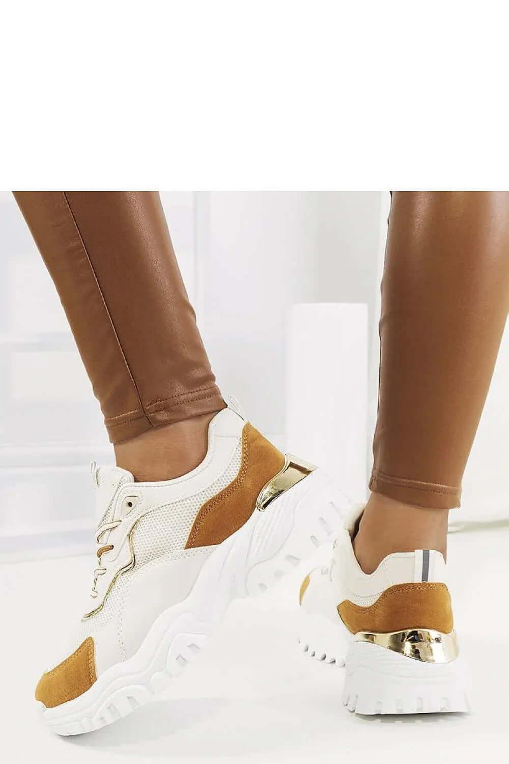 Sneakers Model 208049 Solea - Stay Covered - Stay Covered