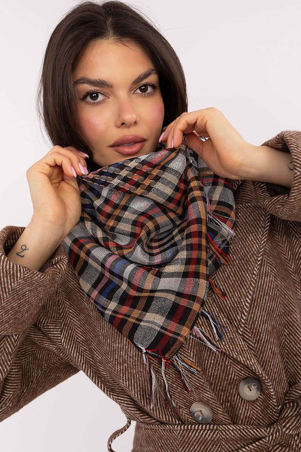 Tuch Model 208381 AT - Stay Covered