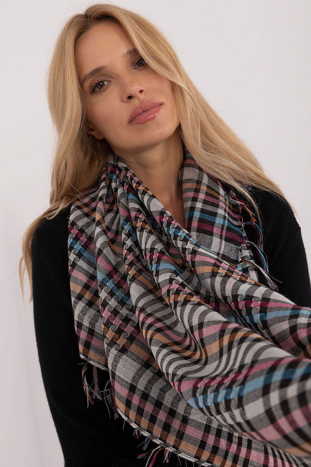 Tuch Model 208381 AT - Stay Covered