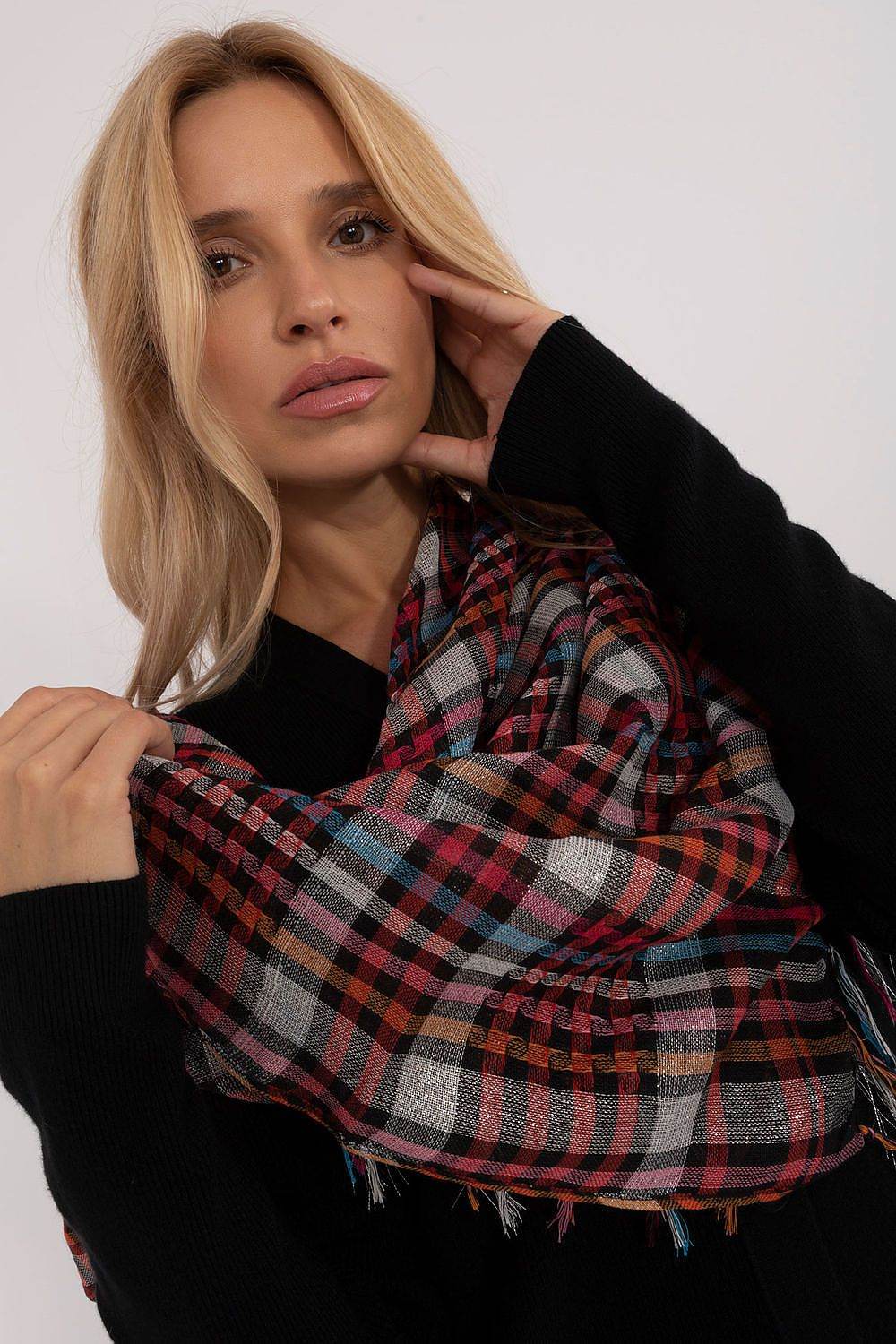 Tuch Model 208381 AT - Stay Covered