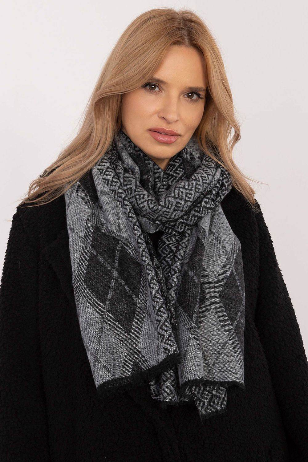 Tuch Model 208402 AT - Stay Covered