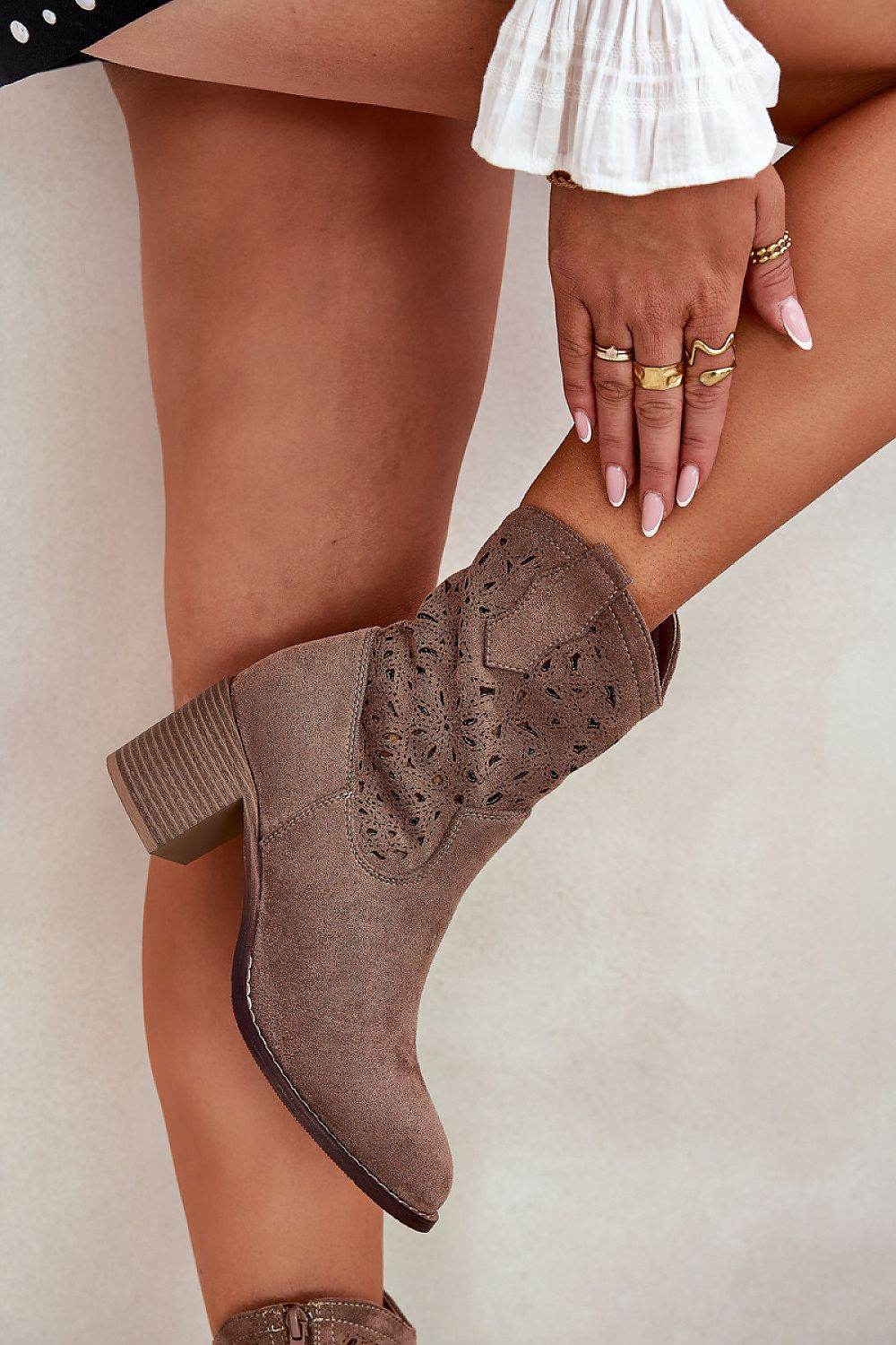 Stiefeletten mit Absatz Model 209415 Step in style - Stay Covered