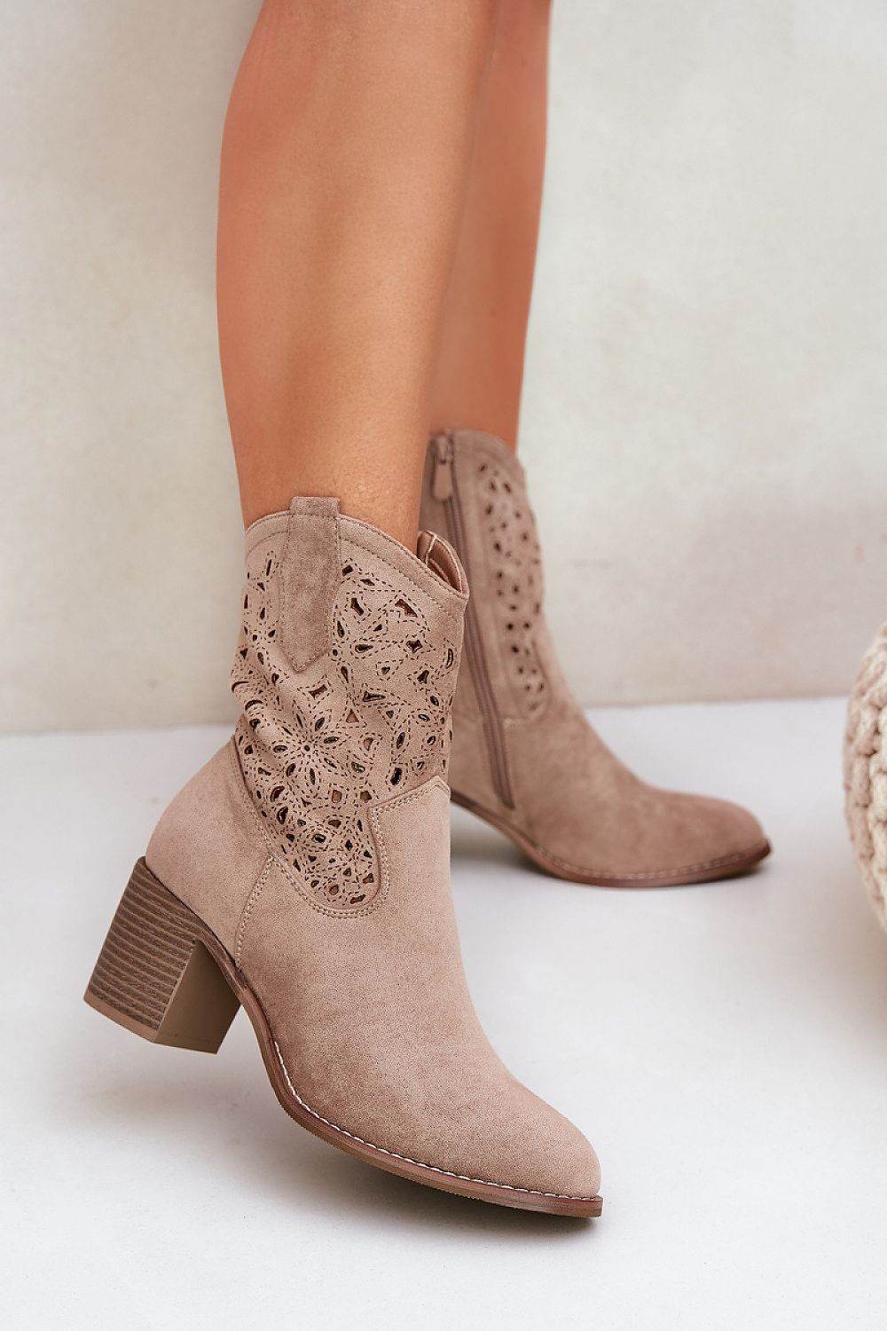 Stiefeletten mit Absatz Model 209415 Step in style - Stay Covered