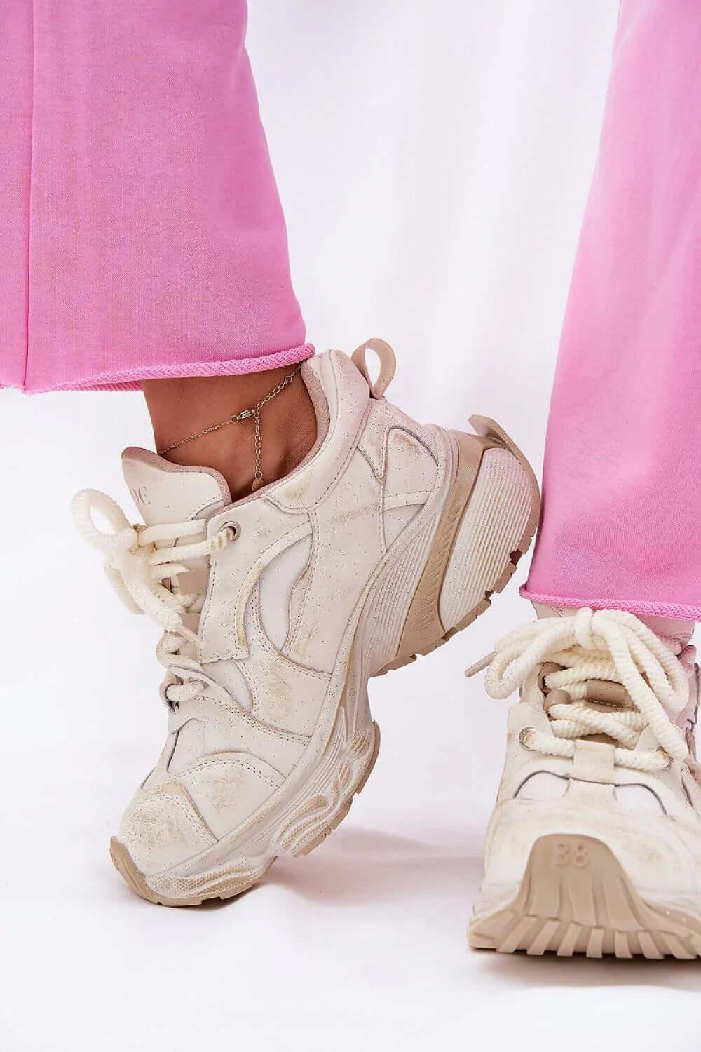 Sportschuhe Model 211307 Step in style - Stay Covered