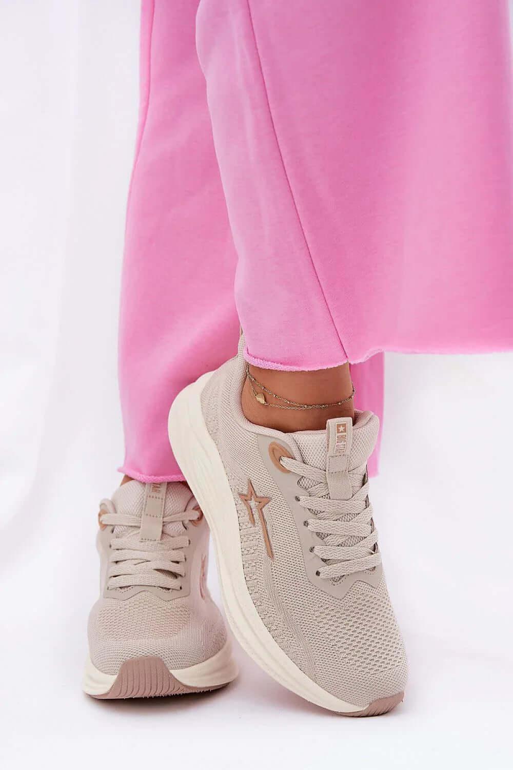 Sportschuhe Model 211328 Step in style - Stay Covered