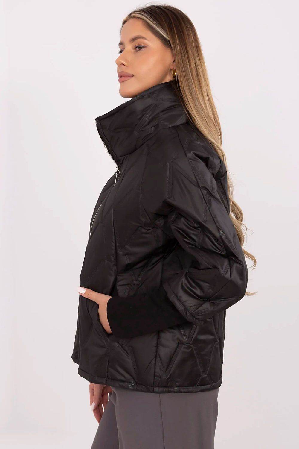 Jacke Model 211823 Italy Moda - Stay Covered