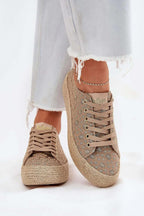 Sneakers Model 212620 Step in style - Stay Covered