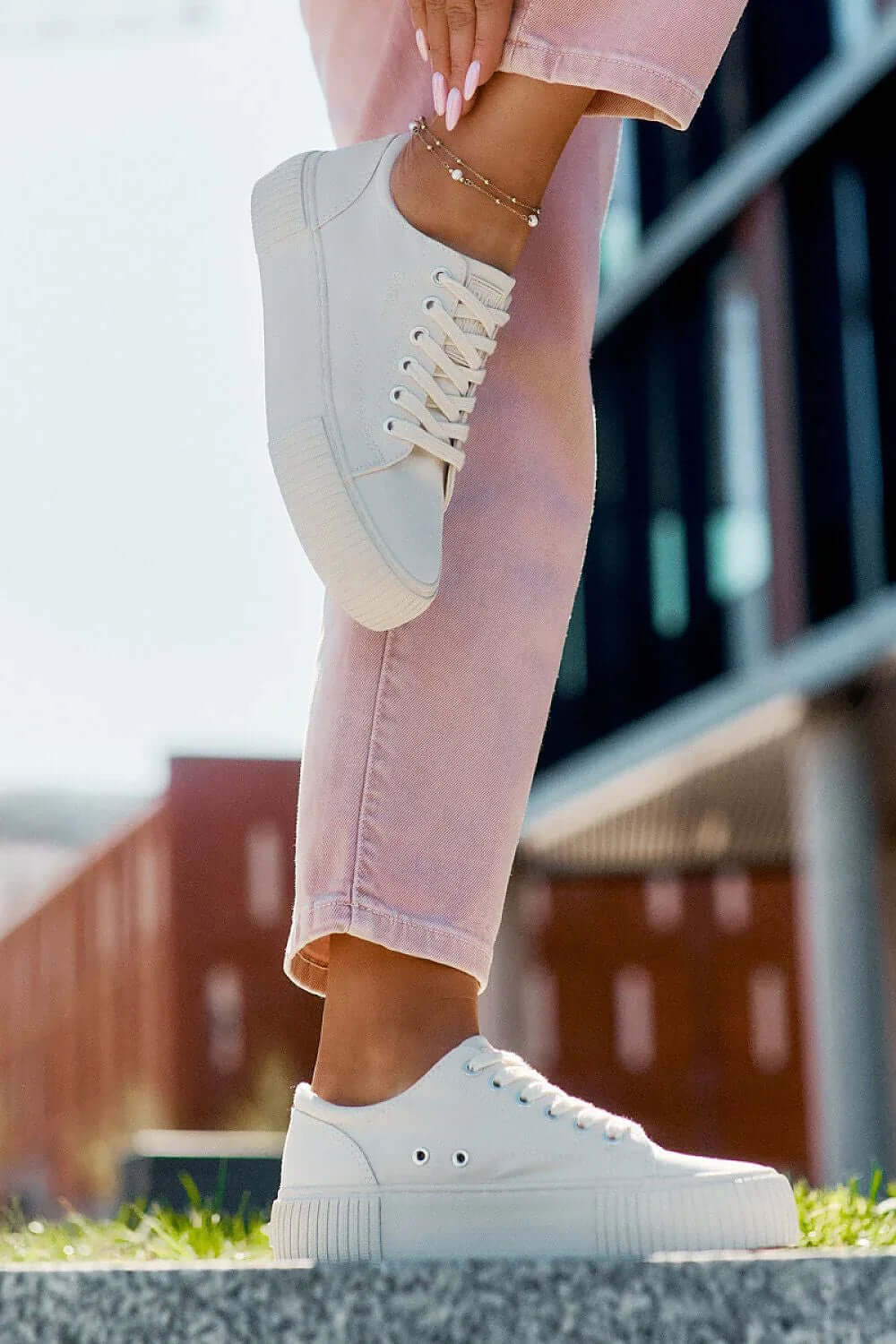 Sneakers Model 212723 Step in style - Stay Covered