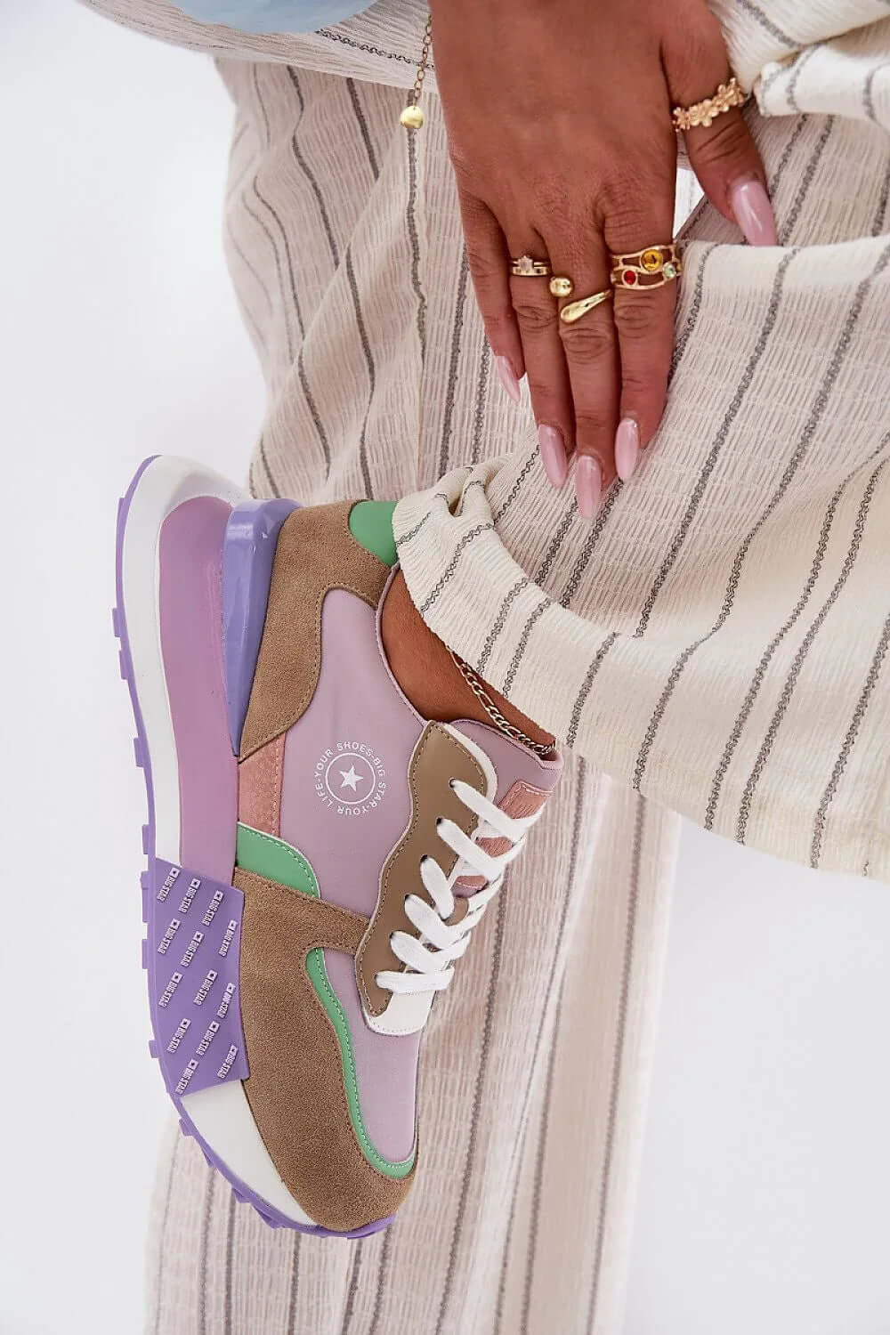 Sportschuhe Model 212915 Step in style - Stay Covered