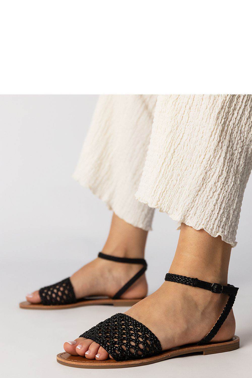 BlackWeave Charm – Geflochtene Damen-Sandalen mit flacher Sohle - Stay Covered