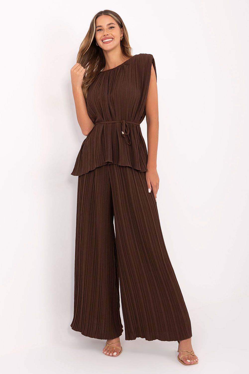 Set Model 215405 Italy Moda - Stay Covered