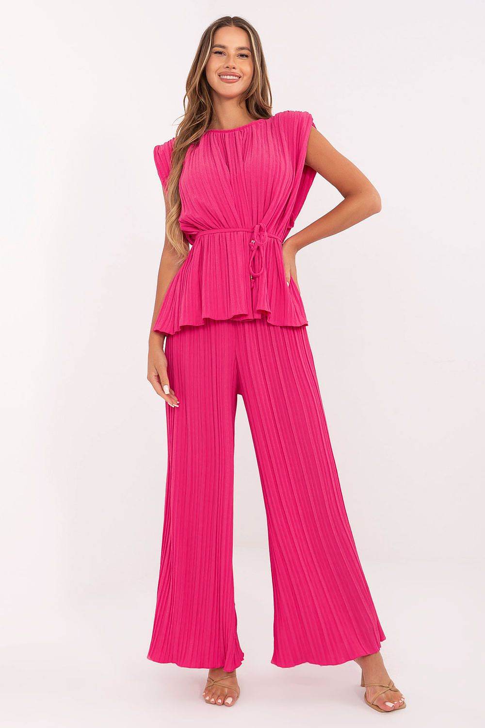 Set Model 215405 Italy Moda - Stay Covered