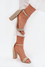 Sandalen mit Absatz Model 215640 Step in style - Stay Covered