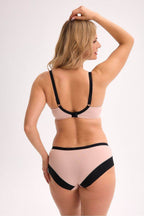 Semi- Soft Model 215936 Gaia - Stay Covered
