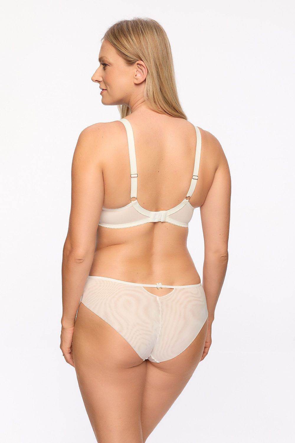 Semi- Soft Model 215989 Gaia - Stay Covered