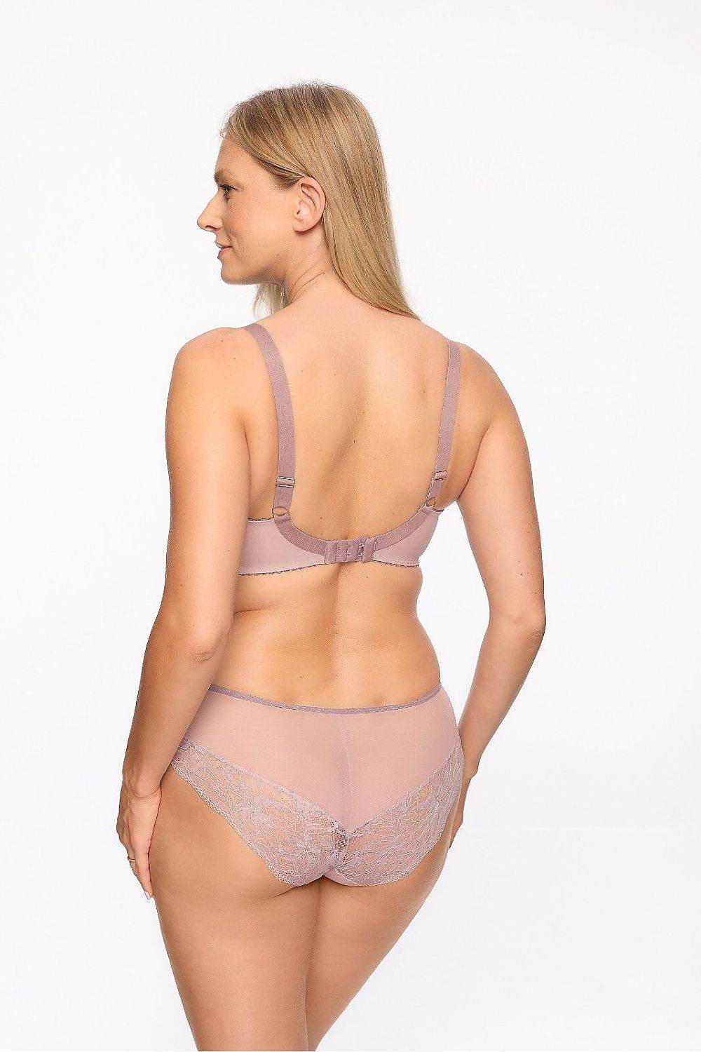 Semi- Soft Model 215990 Gaia - Stay Covered