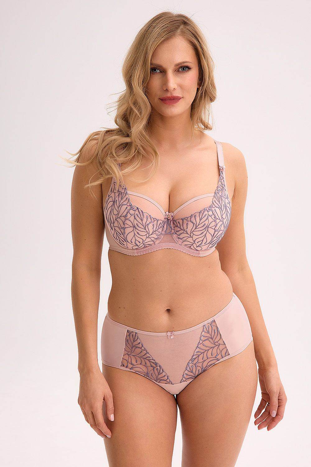 Semi- Soft Model 215994 Gaia - Stay Covered