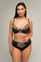  Push- up- BH model 215995 Ava 