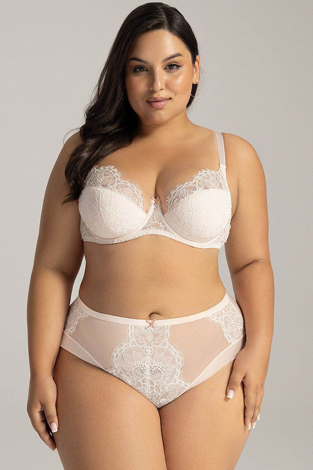 Semi- Soft Model 215997 Ava
