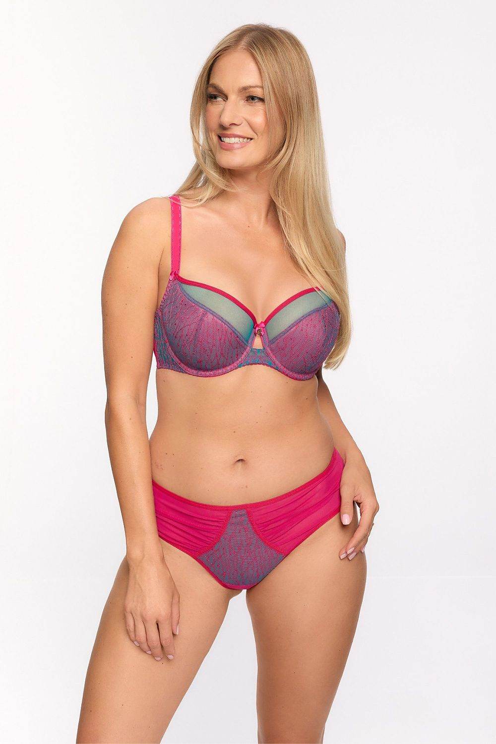 Semi- Soft Model 216004 Gaia - Stay Covered