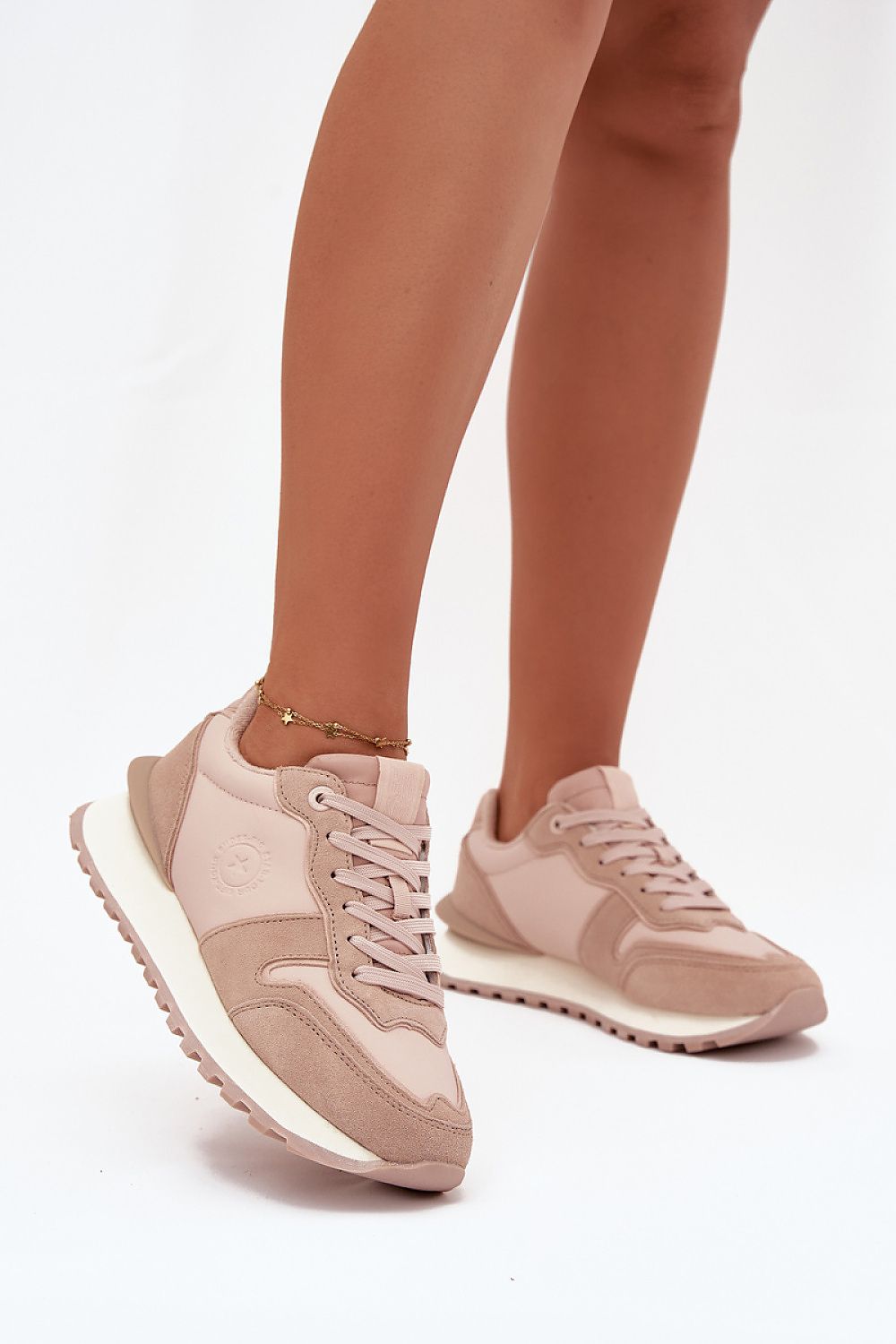 Sportliche Schuhe auf Plattform model 216435 Step in style 