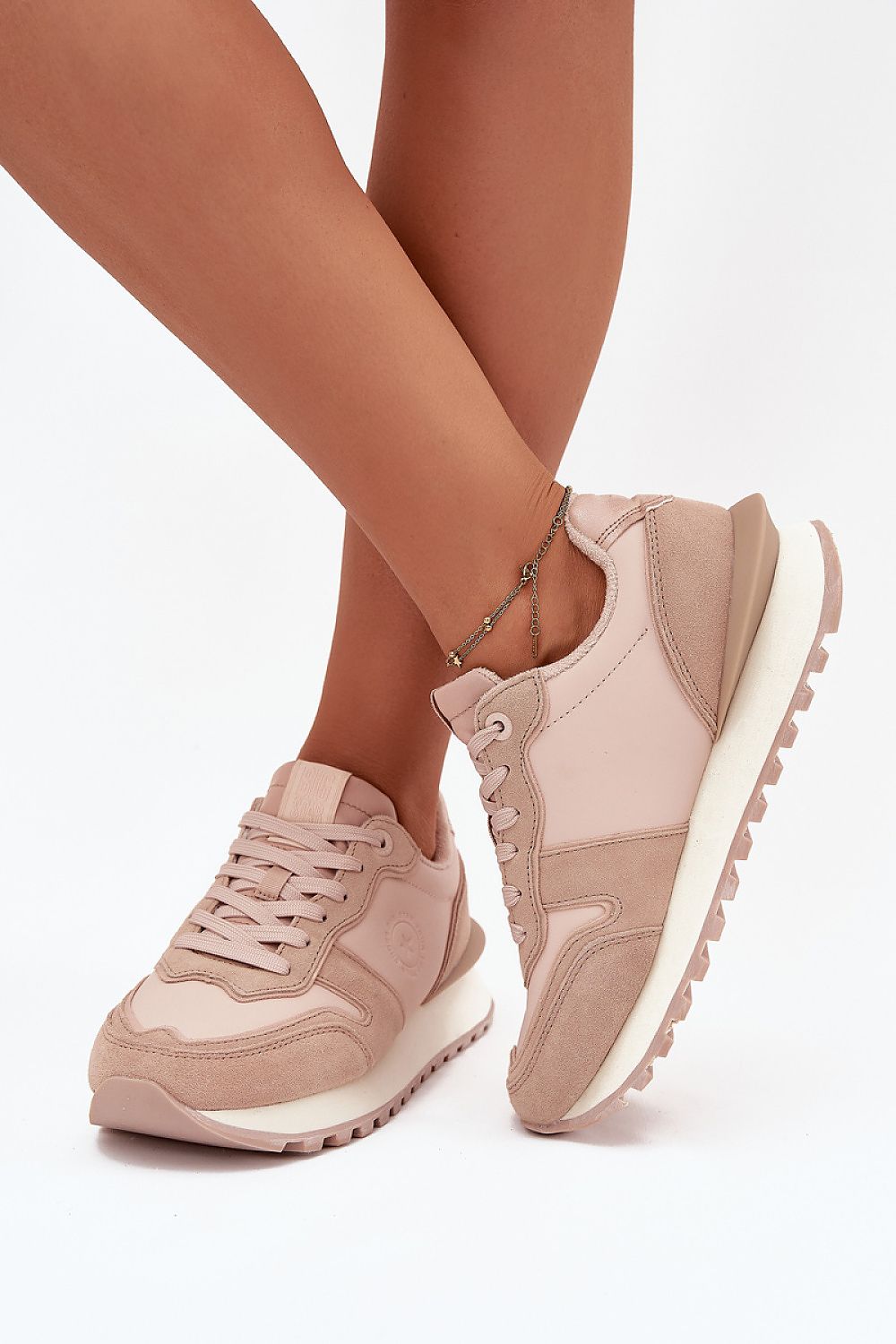  Sportliche Schuhe auf Plattform model 216435 Step in style 