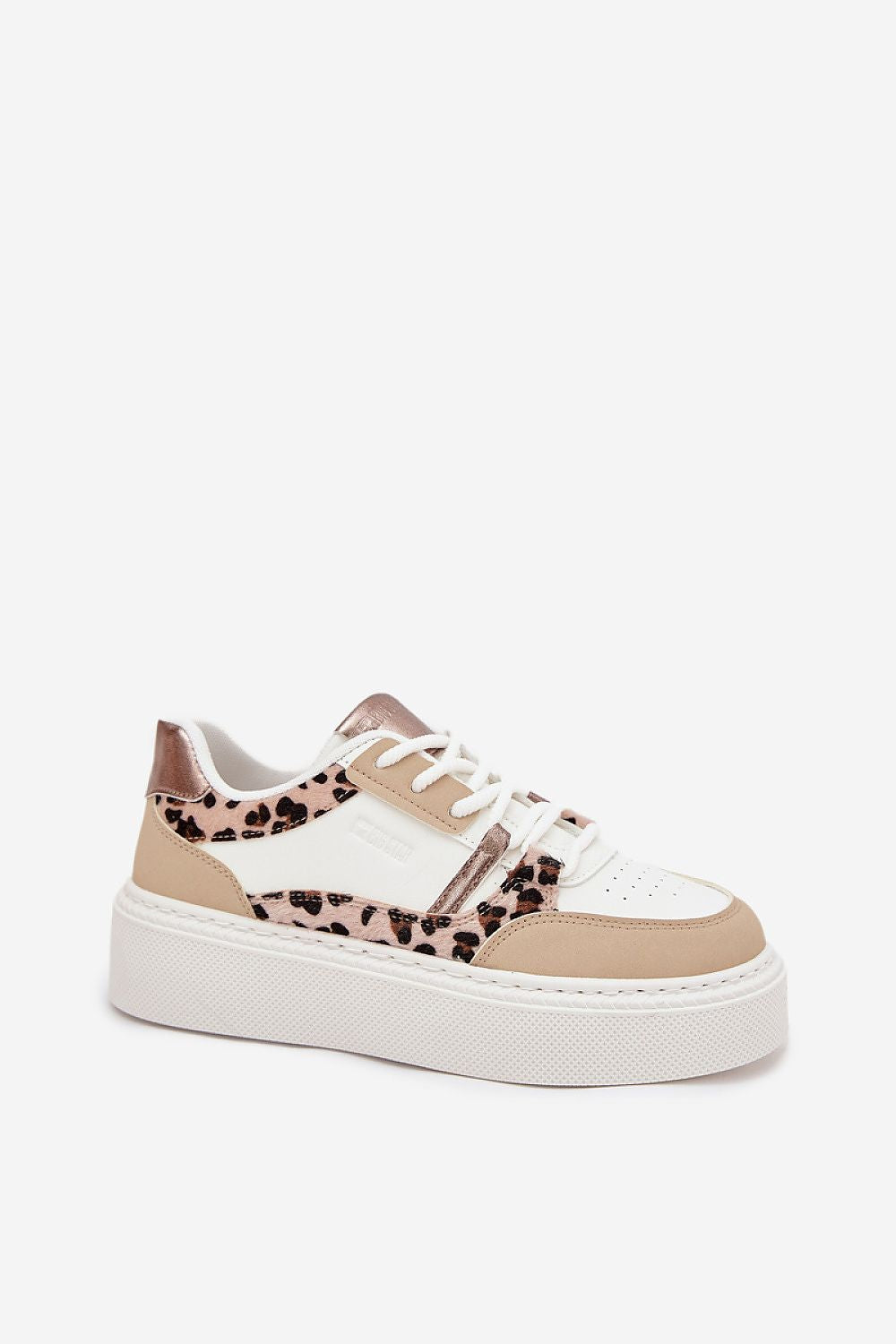  Sportliche Schuhe auf Plattform model 216469 Step in style 