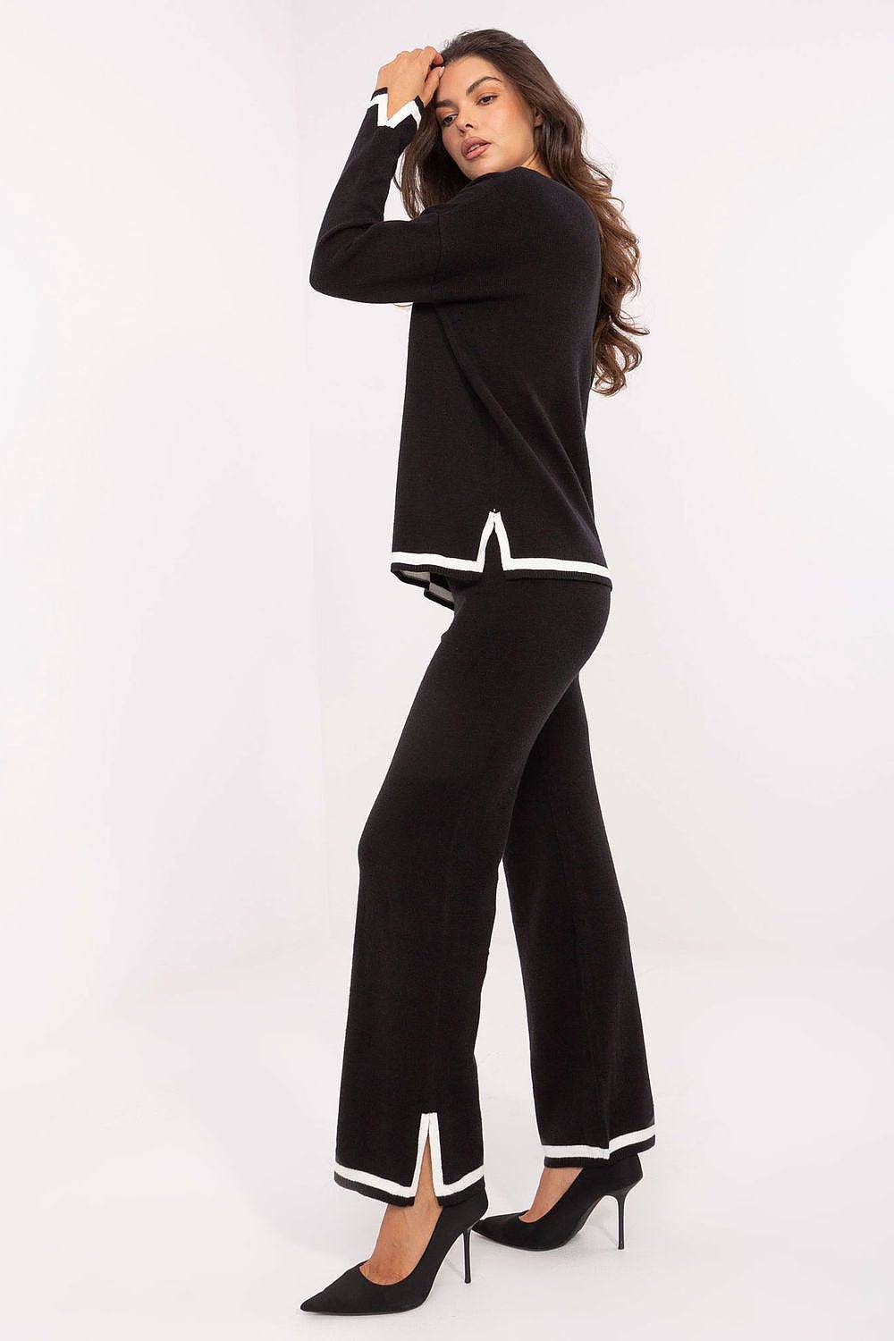 Set Model 216695 Italy Moda - Stay Covered