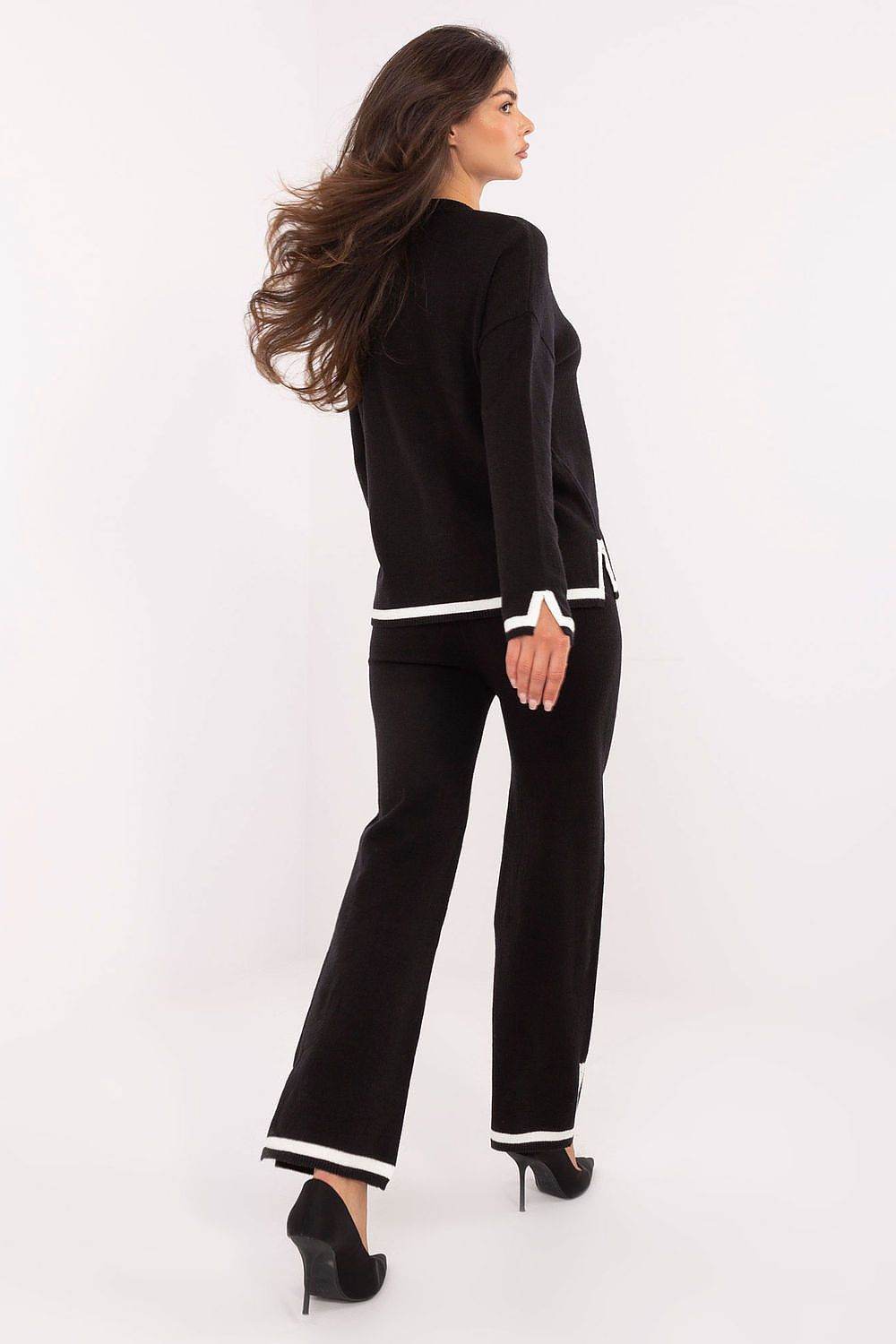 Set Model 216695 Italy Moda - Stay Covered