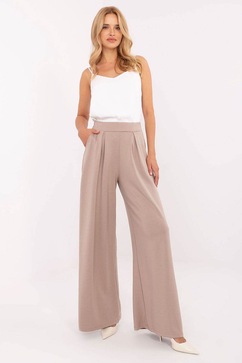 Sportanzug Hosen Model 209835 Relevance - Stay Covered