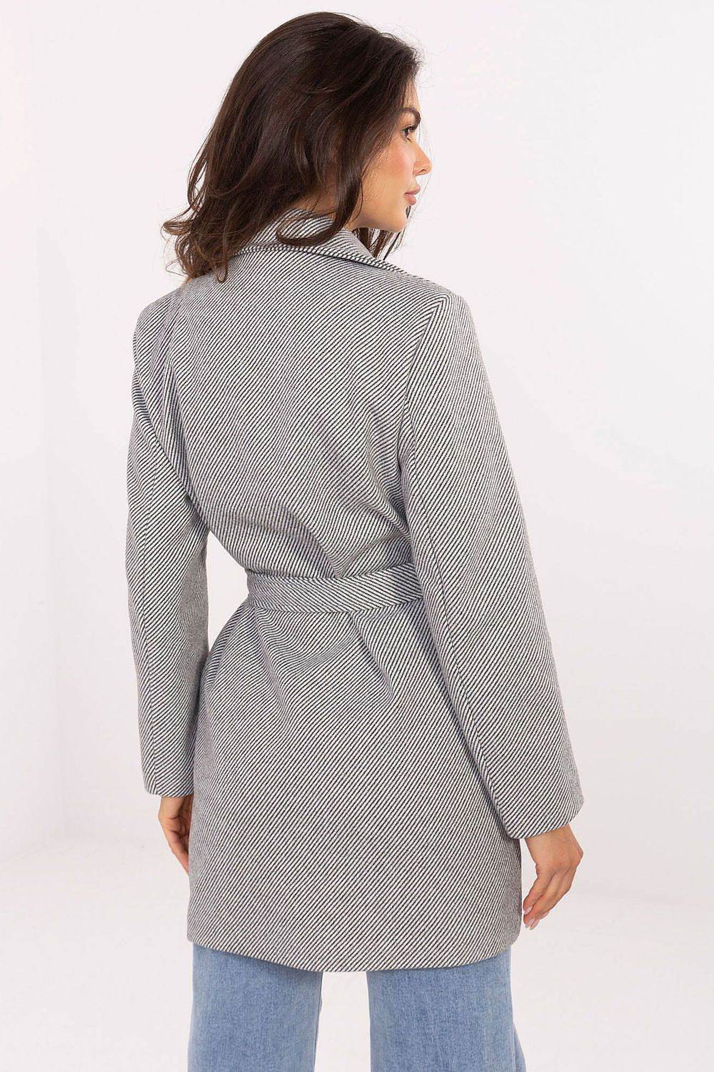 Mantel Model 217128 Rue Paris - Stay Covered