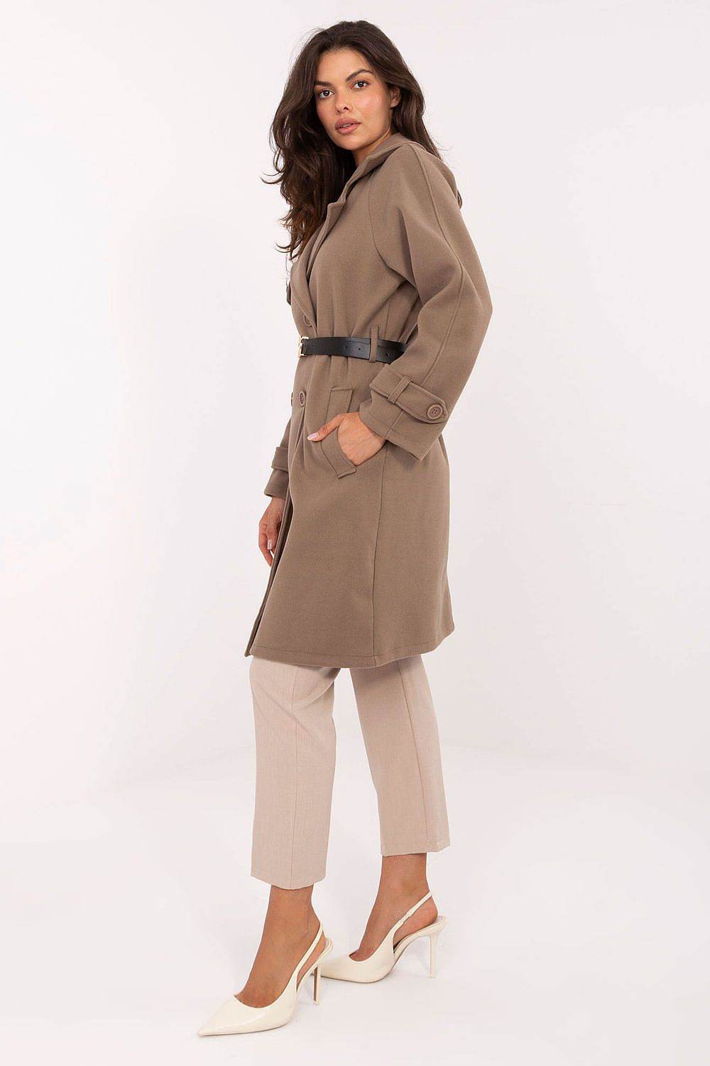 Mantel Model 217134 Rue Paris - Stay Covered