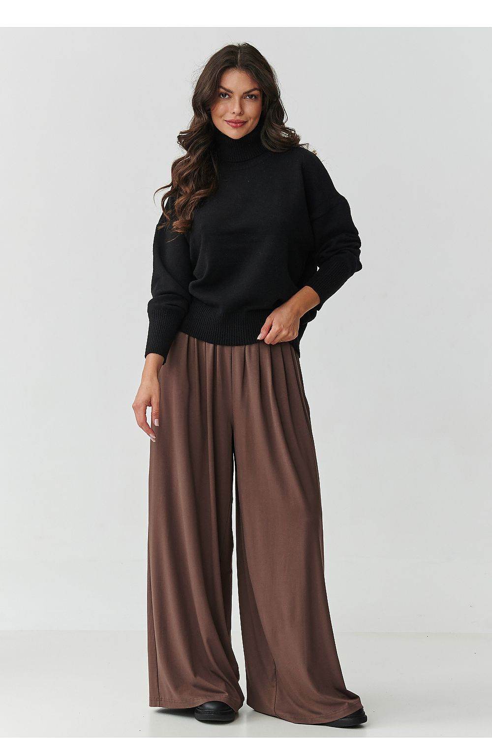 Rollkragenpullover Model 217392 Makadamia - Stay Covered