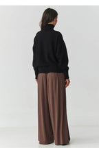 Rollkragenpullover Model 217392 Makadamia - Stay Covered