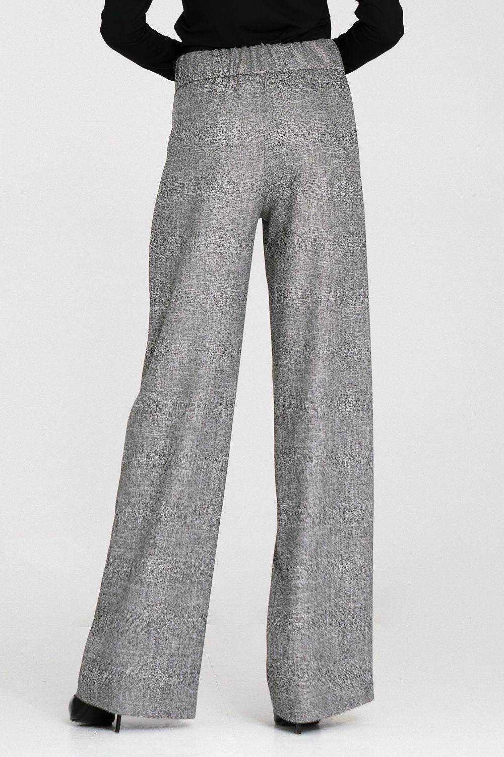 Lange Hose Model 217591 Nife - Stay Covered